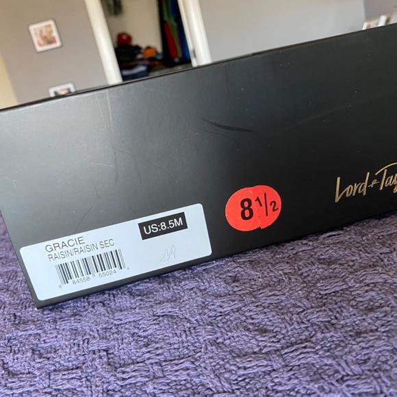 Lord and Taylor Gracie Heels - Brand New! - Picture 4 of 4